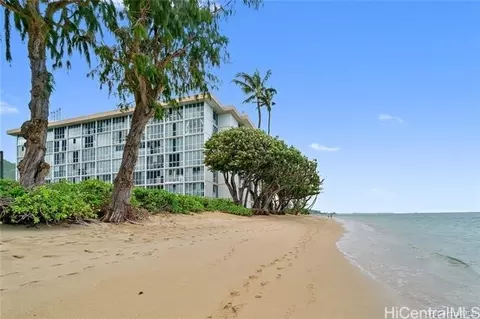 53-549 Kamehameha Hwy #409, Hauula, HI 96717