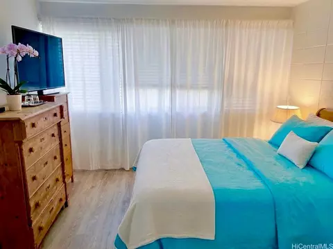 1710 Makiki St #505, Honolulu, HI 96822