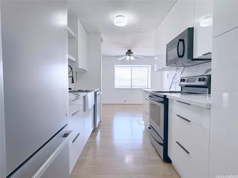 46-44 Puulena St #812, Kaneohe, HI 96744