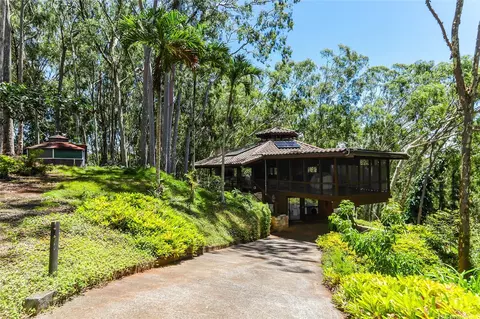 95-214 Waikalani Dr, Mililani, HI 96789