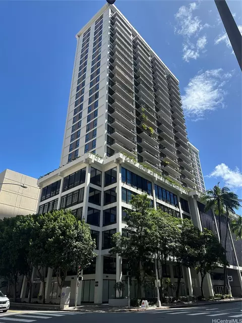 225 Queen St #15C, Honolulu, HI 96813
