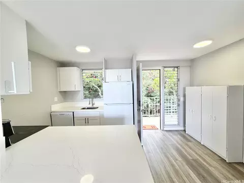 4970 Kilauea Ave #405, Honolulu, HI 96816