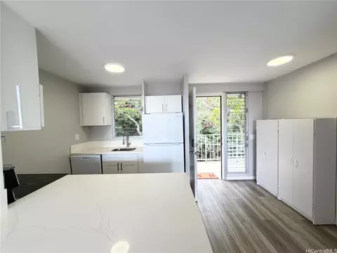 4970 Kilauea Ave #405, Honolulu, HI 96816