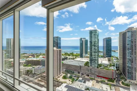 1009 Kapiolani Blvd #3404, Honolulu, HI 96814