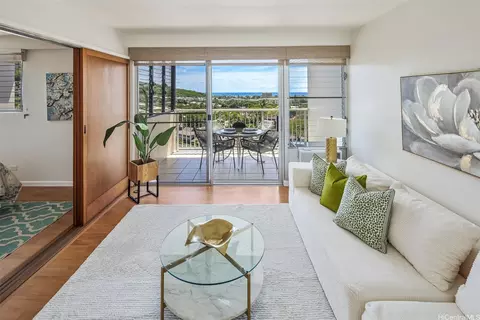 4970 Kilauea Ave #609, Honolulu, HI 96816