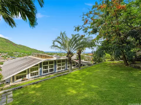 Exterior - 620 Hao St, Honolulu, HI 96821 photo 4 of 4