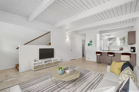 4890 Kilauea Ave #1, Honolulu, HI 96816