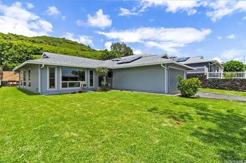 1263 Akiahala St, Kailua, HI 96734