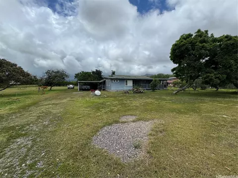87-250 Kulaaupuni St, Waianae, HI 96792