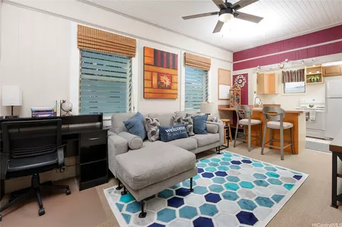 1634 Lusitana St, Honolulu, HI 96813