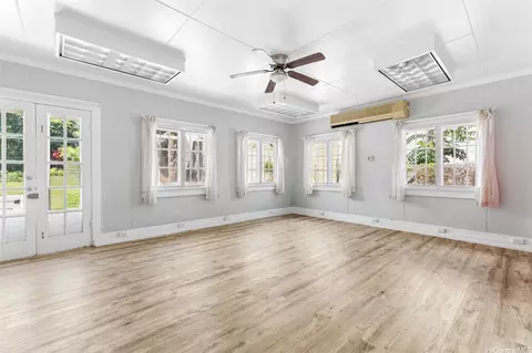 3110 Waialae Ave, Honolulu, HI 96816