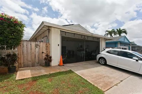 94-529 Palai St, Waipahu, HI 96797
