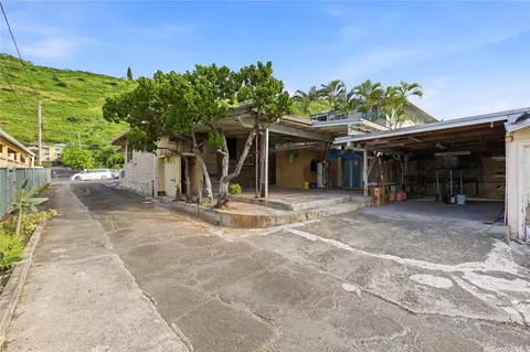 1851 Palolo Ave, Honolulu, HI 96816