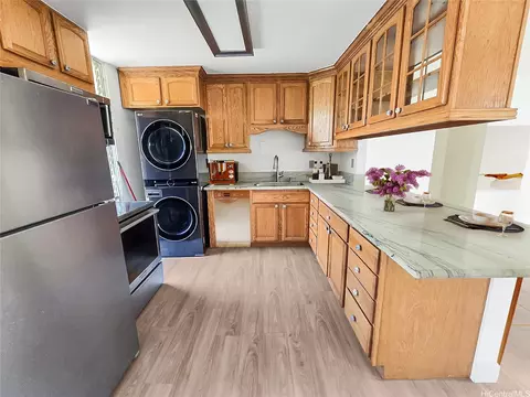 95-273 Waikalani Dr #D906, Mililani, HI 96789