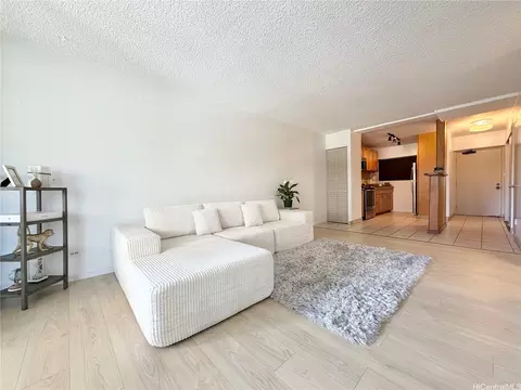 2488 Kapiolani Blvd #303, Honolulu, HI 96826