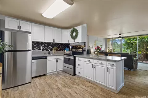 95-2044 Waikalani Pl #C102, Mililani, HI 96789