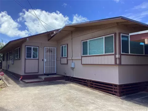 611 7th Ave #B, Honolulu, HI 96816