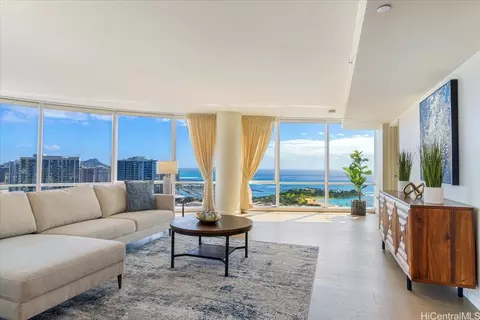 1296 Kapiolani Blvd #II-4703, Honolulu, HI 96814