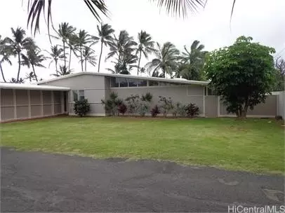 420 N Kalaheo Ave #B, Kailua, HI 96734