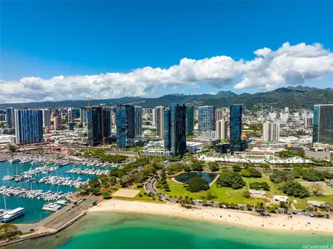 1118 Ala Moana Blvd #4, Honolulu, HI 96814