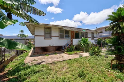 98-163 Kaluamoi Pl, Pearl City, HI 96782