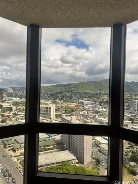 2499 Kapiolani Blvd #2604, Honolulu, HI 96826