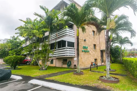 1330 Wilder Ave #212, Honolulu, HI 96822