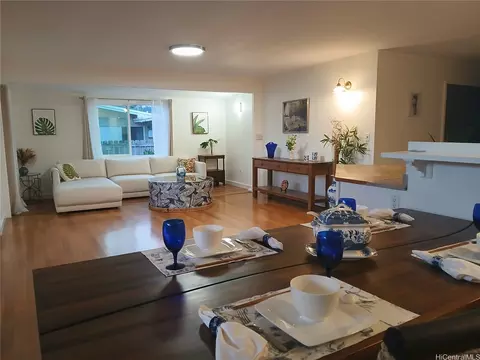 614 Ululani St, Kailua, HI 96734
