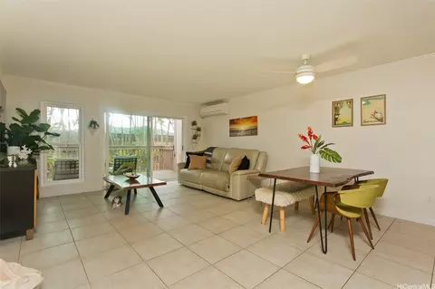 1111 Akipohe St #13B, Kailua, HI 96734