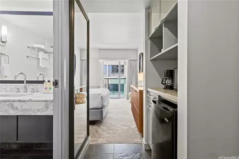 410 Atkinson Dr #1148, Honolulu, HI 96814