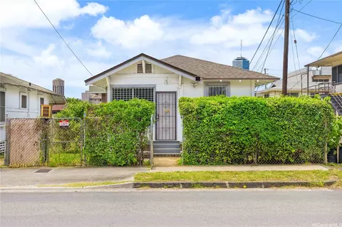 1821 Young St, Honolulu, HI 96826
