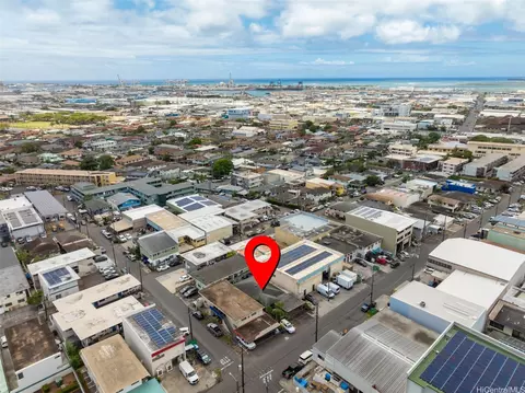 823 Gulick Ave, Honolulu, HI 96819
