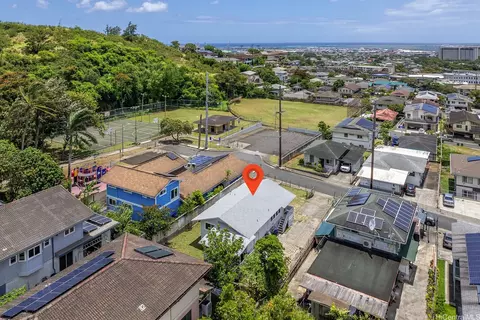 1592 Perry St, Honolulu, HI 96819