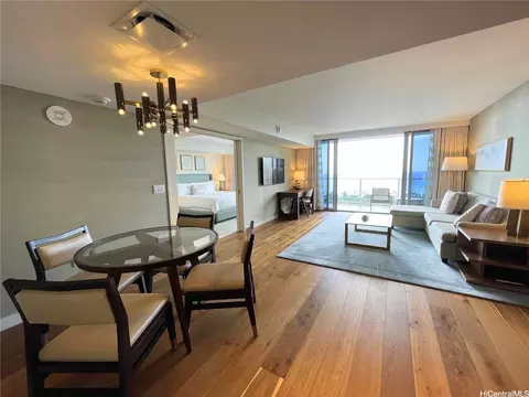 383 Kalaimoku St #2605, Honolulu, HI 96815