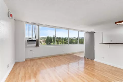 98-288 Kaonohi St #806, Aiea, HI 96701