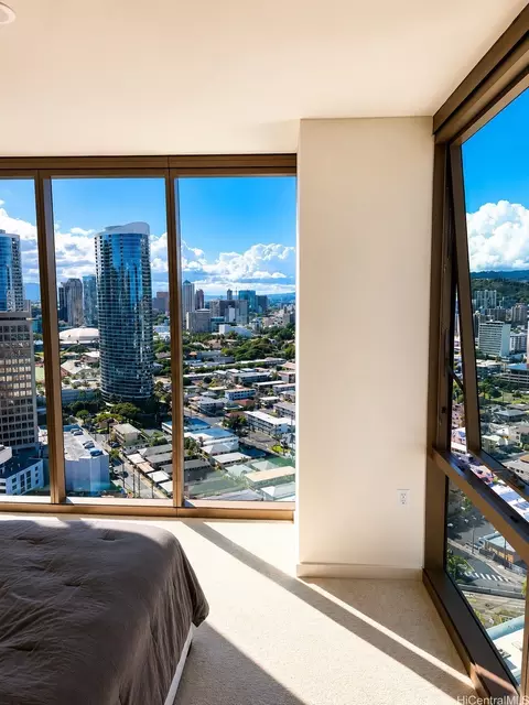 1388 Kapiolani Blvd #2811, Honolulu, HI 96814