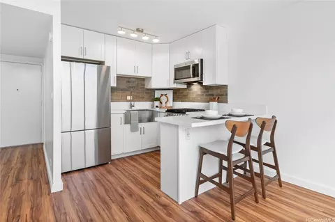 620 Sheridan St #306, Honolulu, HI 96814
