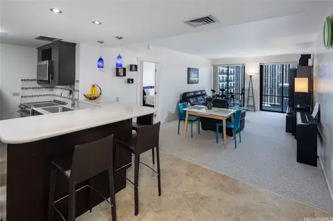 700 Richards St #1505, Honolulu, HI 96813