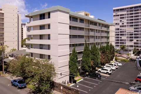 1722 Makiki St #203, Honolulu, HI 96822