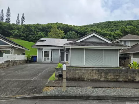 1595 Kanapuu Dr, Kailua, HI 96734