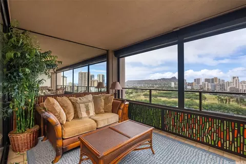 583 Kamoku St #DH2303, Honolulu, HI 96826