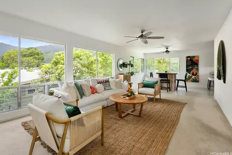 1031 Lunaai Pl, Kailua, HI 96734