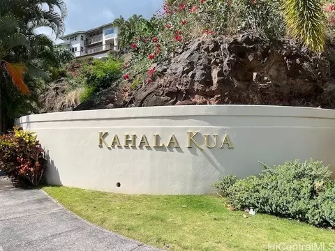 5442 Poola St, Honolulu, HI 96821