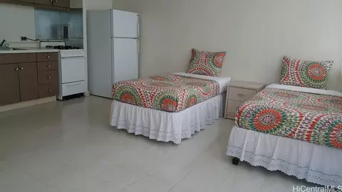 1550 Wilder Ave #A1013, Honolulu, HI 96822