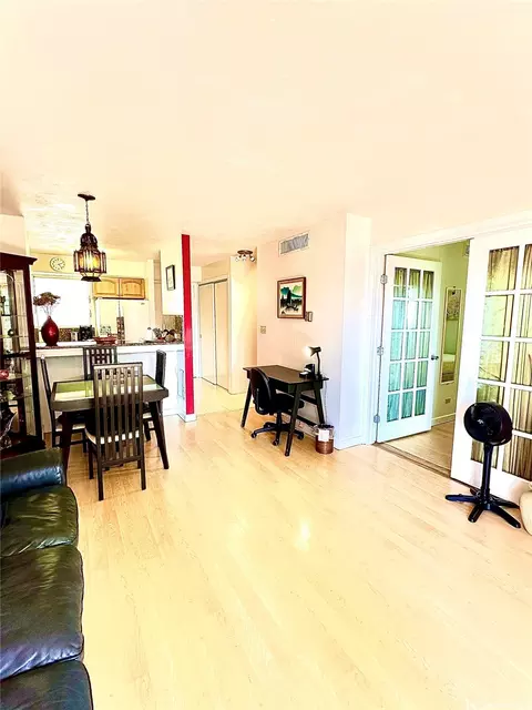 1909 Ala Wai Blvd #1206, Honolulu, HI 96815