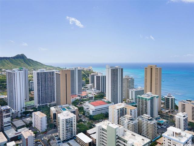 2450 Prince Edward St #308A, Honolulu, HI 96815
