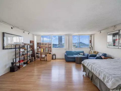 1025 Kalo Pl #903, Honolulu, HI 96826