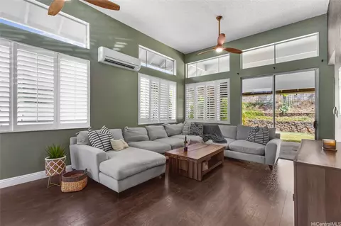 92-328 Kewai Pl, Kapolei, HI 96707