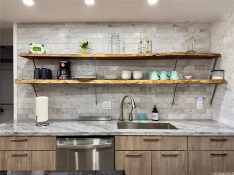 1778 Ala Moana Blvd #3217, Honolulu, HI 96815