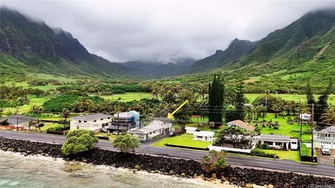 51-132 Kamehameha Hwy, Kaaawa, HI 96730